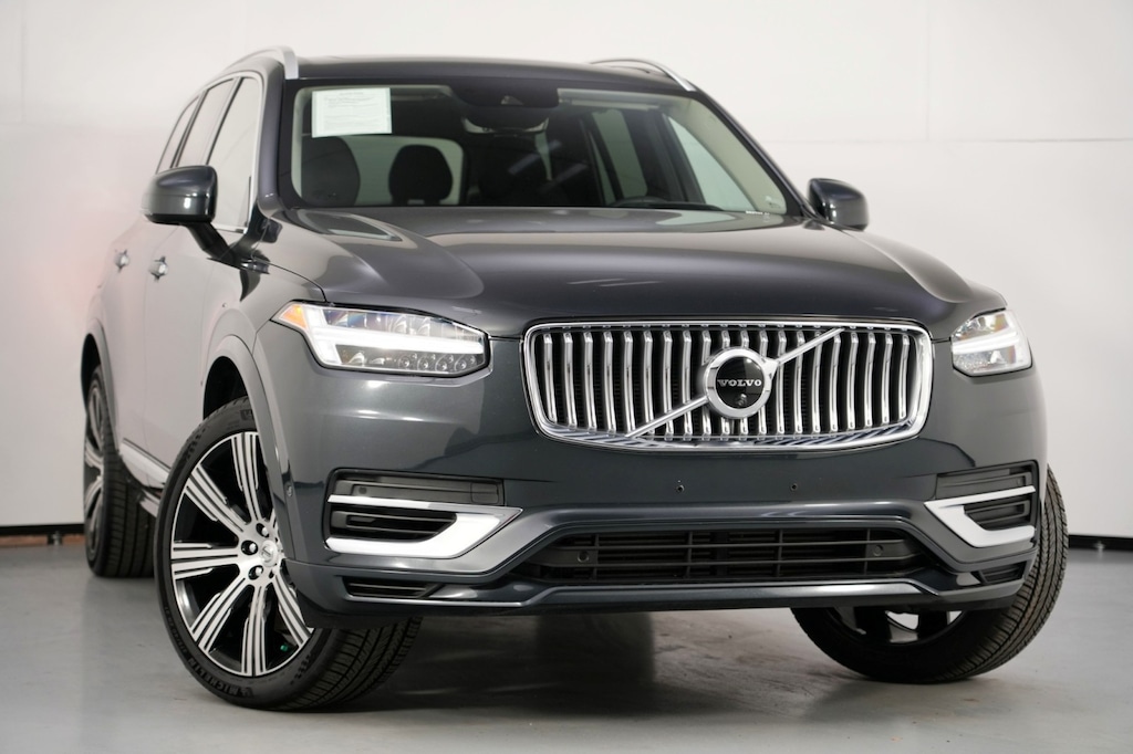 Used 2022 Volvo XC90 Recharge Plug-In Hybrid Inscription w/ Advance Package SUV