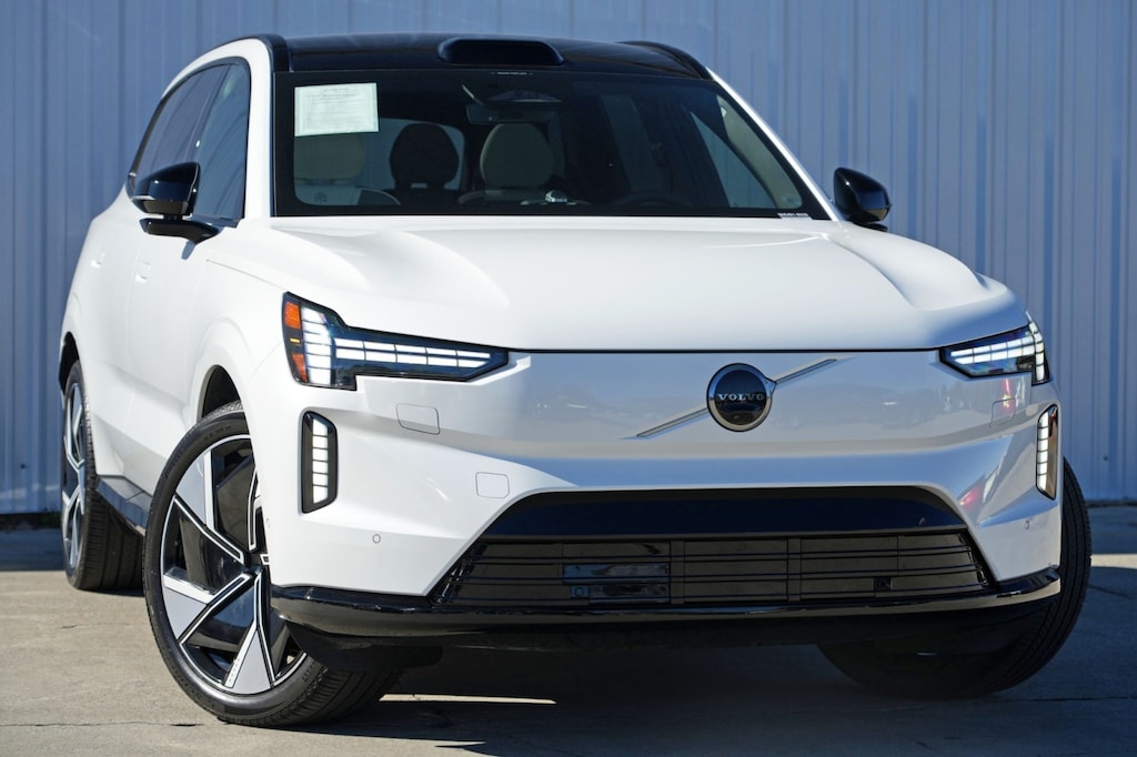 Used 2025 Volvo EX90 Ultra w/ Protection Premier Package SUV