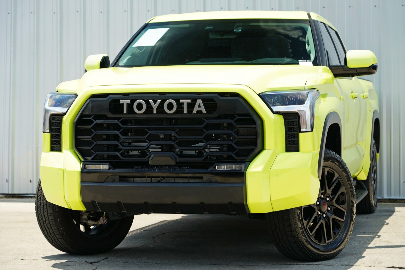 2024 Toyota Tundra Limited photo 3