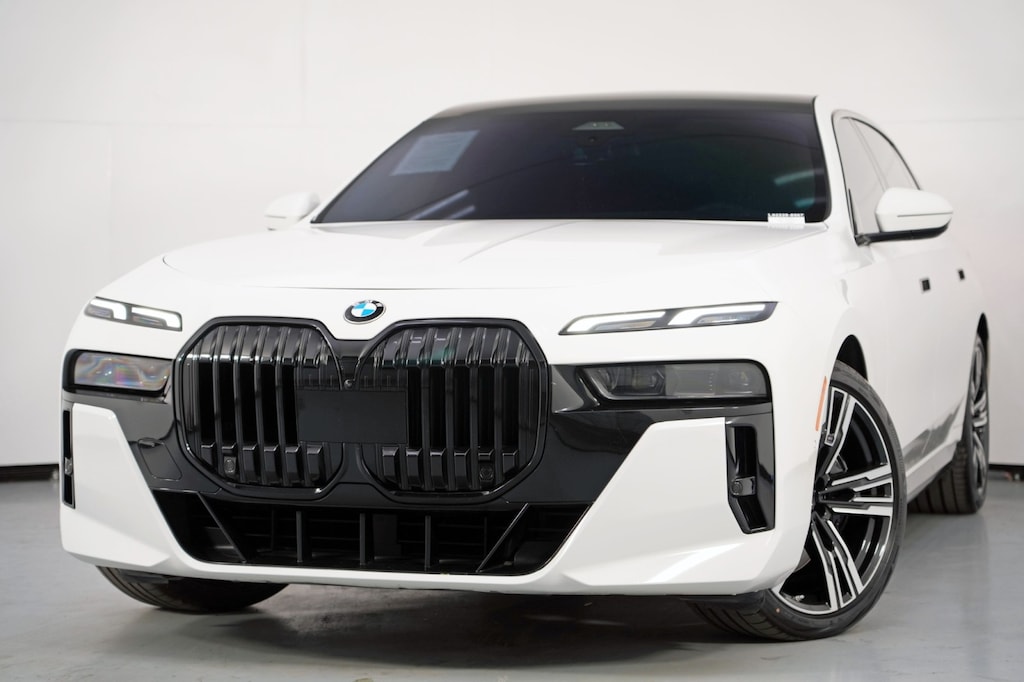 Used 2023 BMW 7 Series 740i w/ M Sport Professional & Parking Assist Pack Sedan