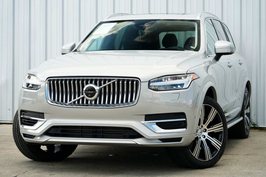 Used 2023 Volvo XC90 Recharge Plug-In Hybrid Ultimate w/ Lounge Package SUV