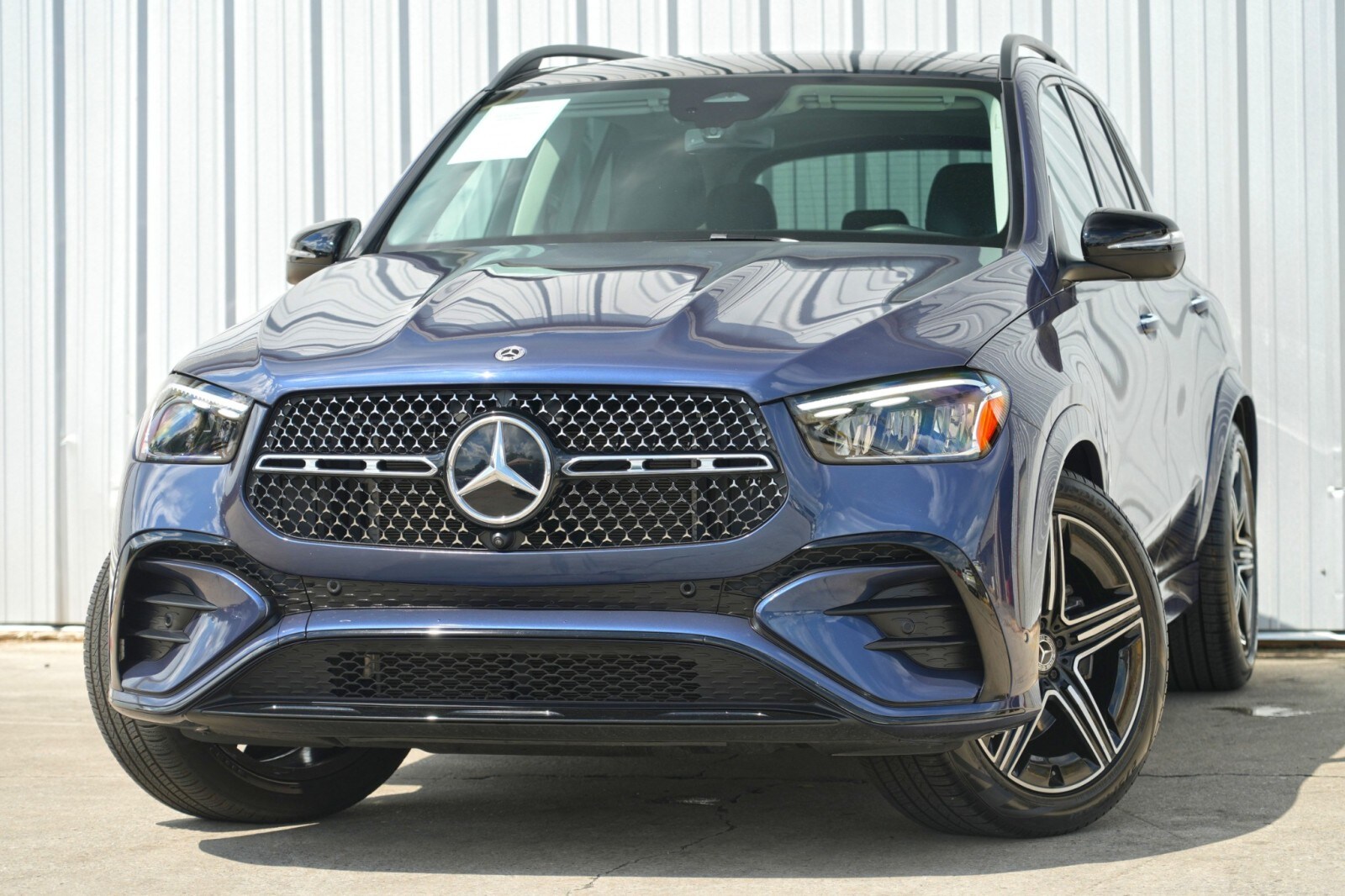 2024 Mercedes Benz GLE 450 AMG photo 3