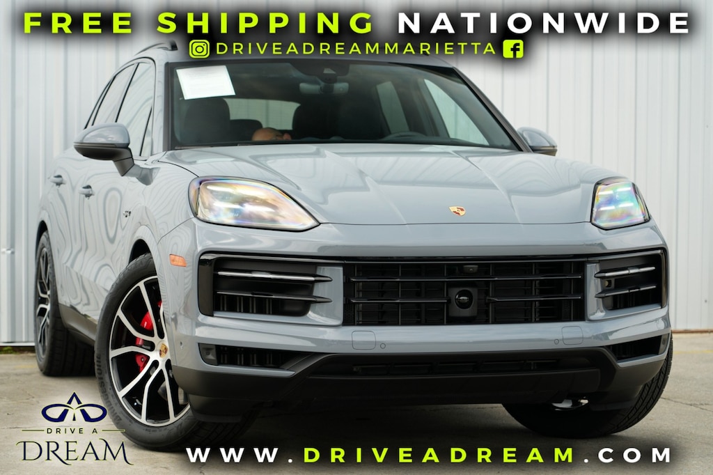 Used 2025 Porsche Cayenne S E-Hybrid w/ Premium Plus & Tech Packages SUV