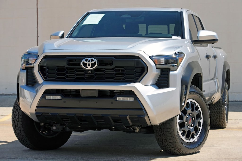 Used 2024 Toyota Tacoma 4WD TRD Off Road w/ Premium Package Truck Double Cab