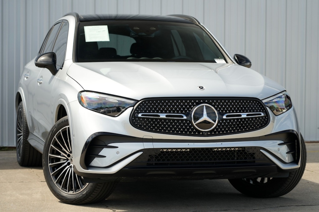 Used 2024 Mercedes-Benz GLC GLC 300 w/ AMG Line, Driver Assist & Pinnacle Trim SUV