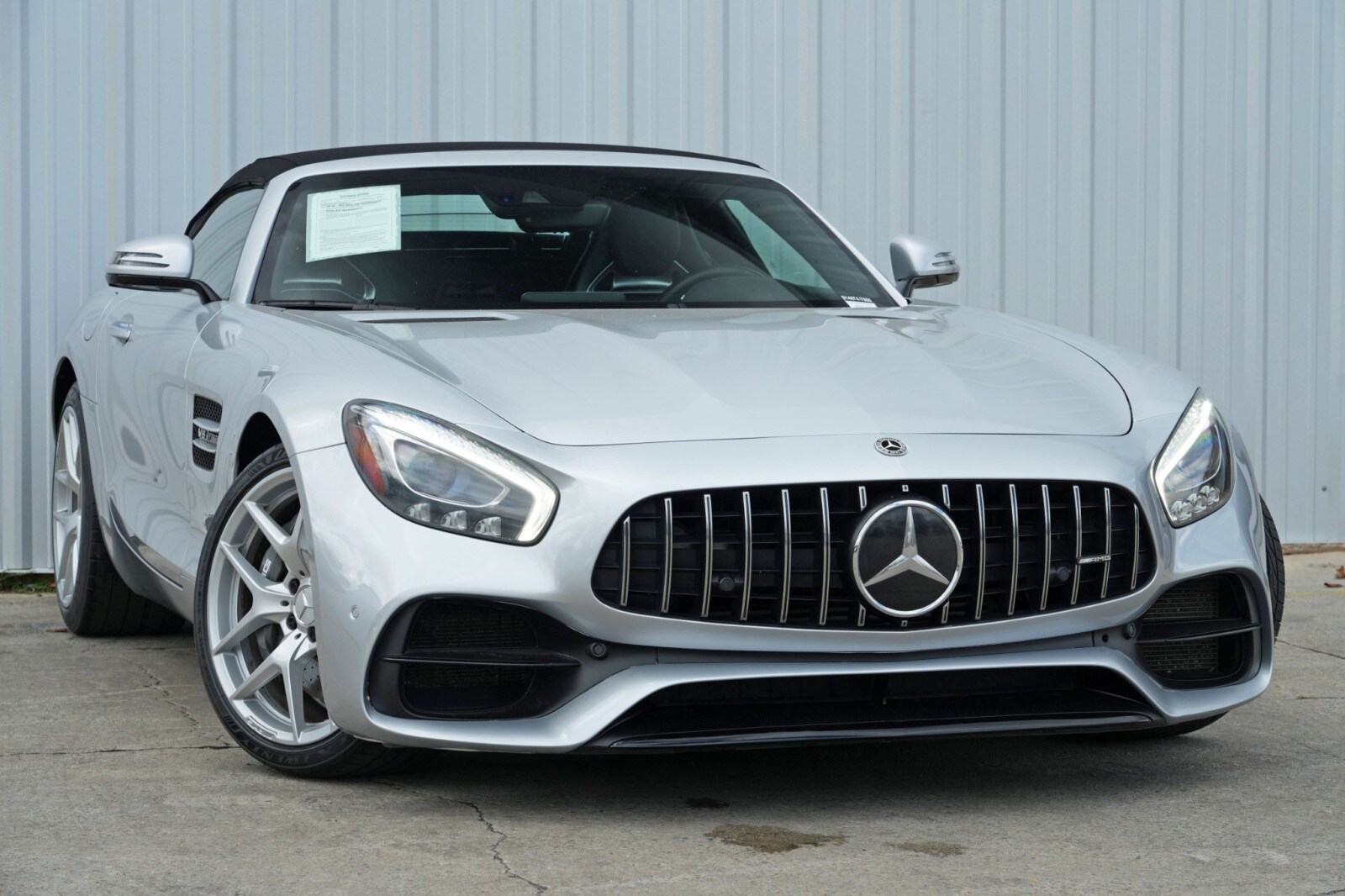 2018 Mercedes Benz AMG GT Roadster photo 4