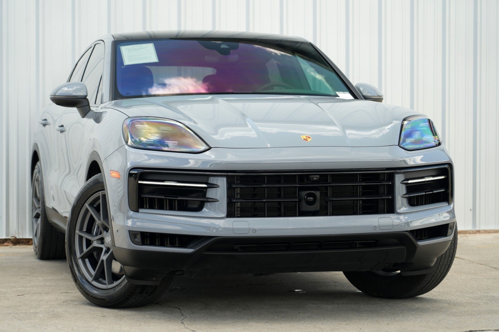 2024 Porsche Cayenne Coupe photo 4