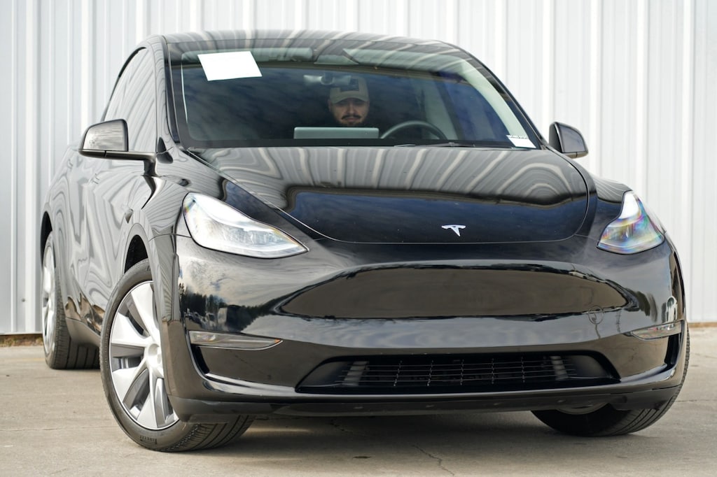 Used 2023 Tesla Model Y Long Range SUV