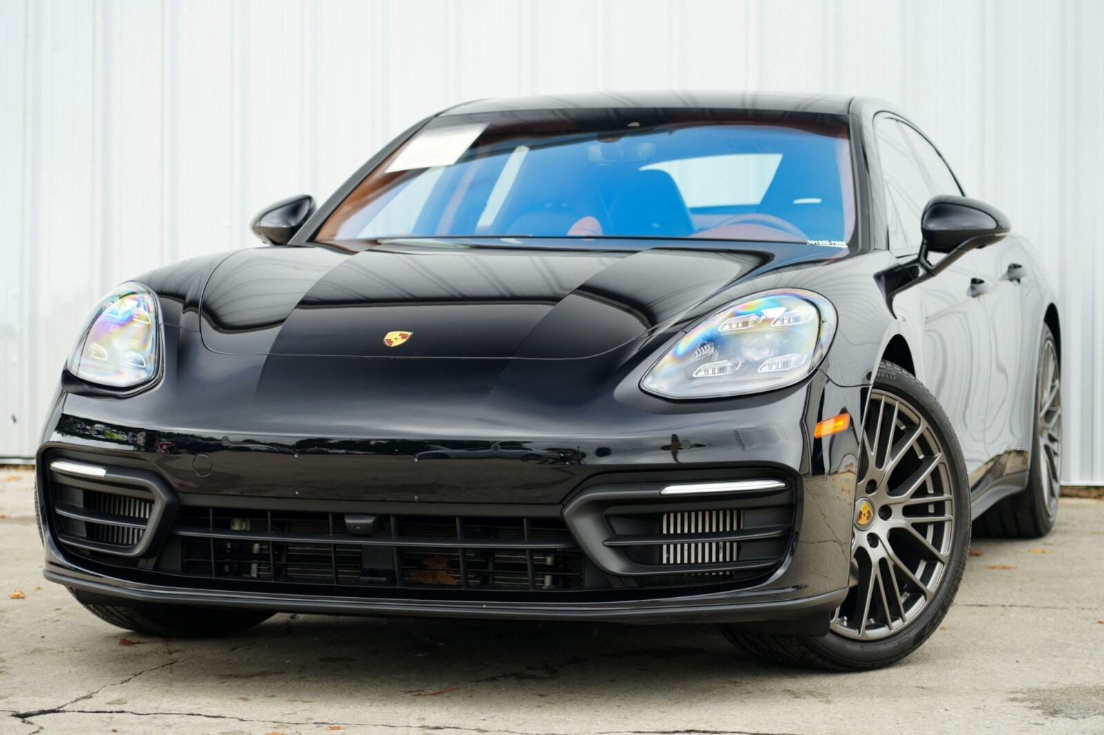 2022 Porsche Panamera 4 Platinum photo 3