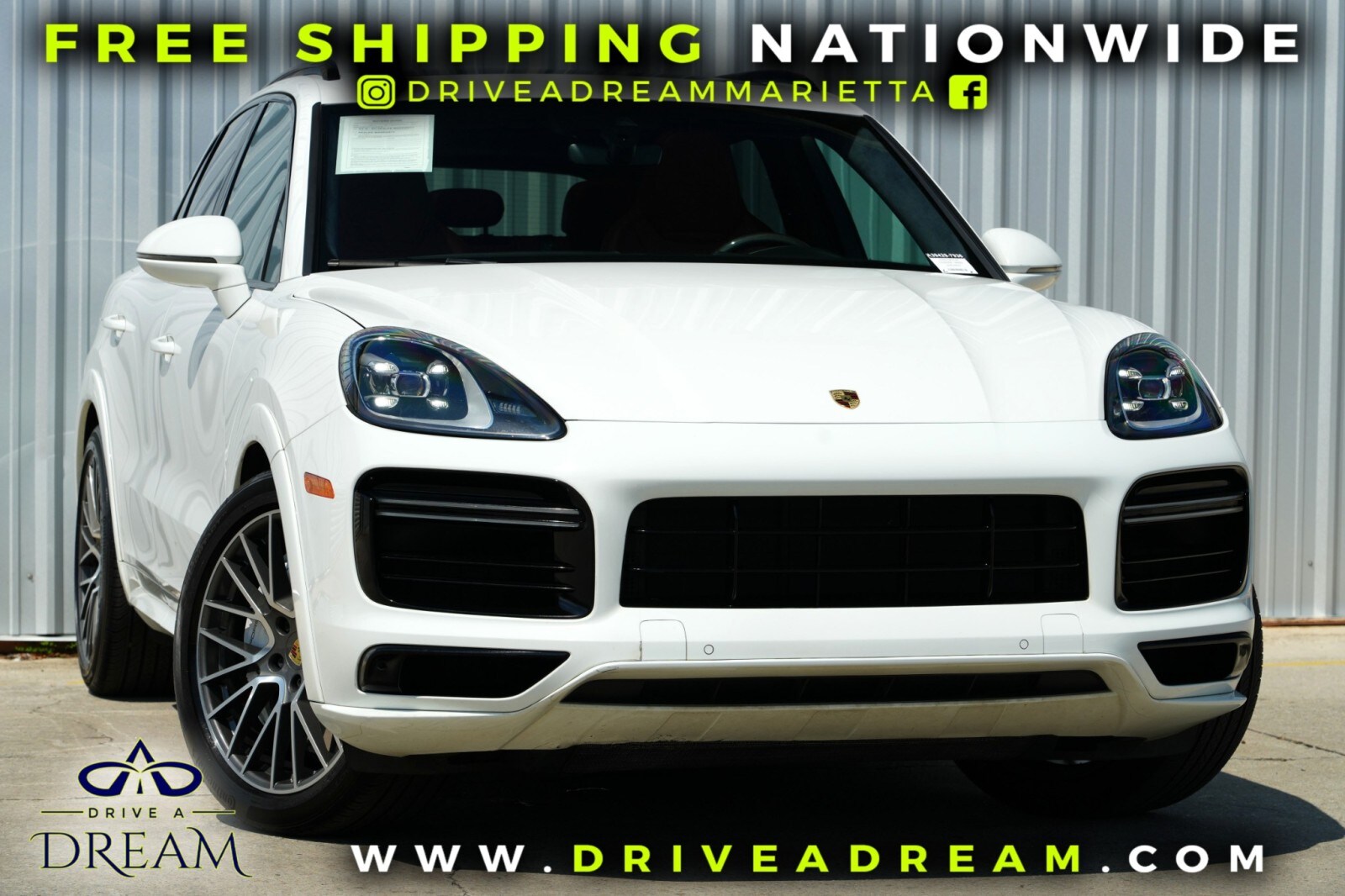 2020 Porsche Cayenne Turbo photo 2