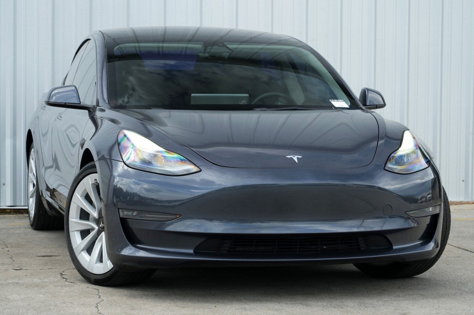 2023 Tesla Model 3 Long Range photo 4