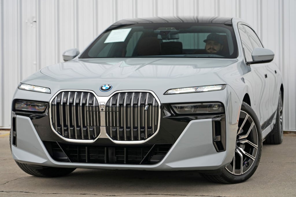 Used 2023 BMW i7 xDrive60 w/ M Sport, Driving Assist & Executive Pa Sedan