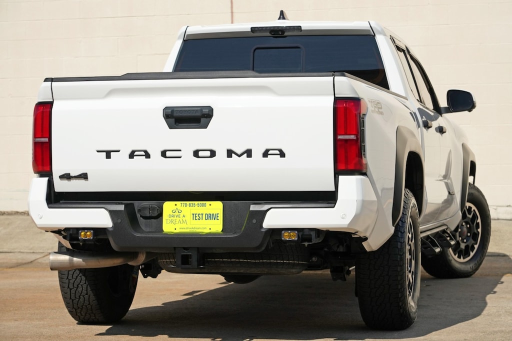 Used 2024 Toyota Tacoma 4WD TRD Off Road w/ Premium Package Truck Double Cab