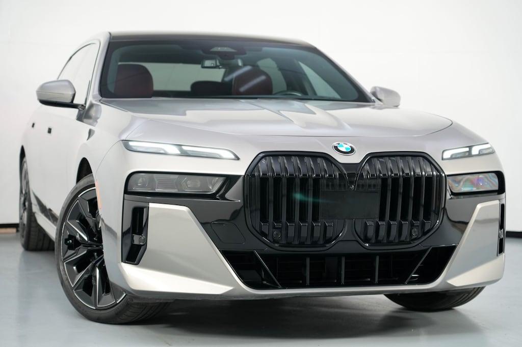 Used 2023 BMW 7 Series 740i w/ M Sport & Parking Assist Packages Sedan