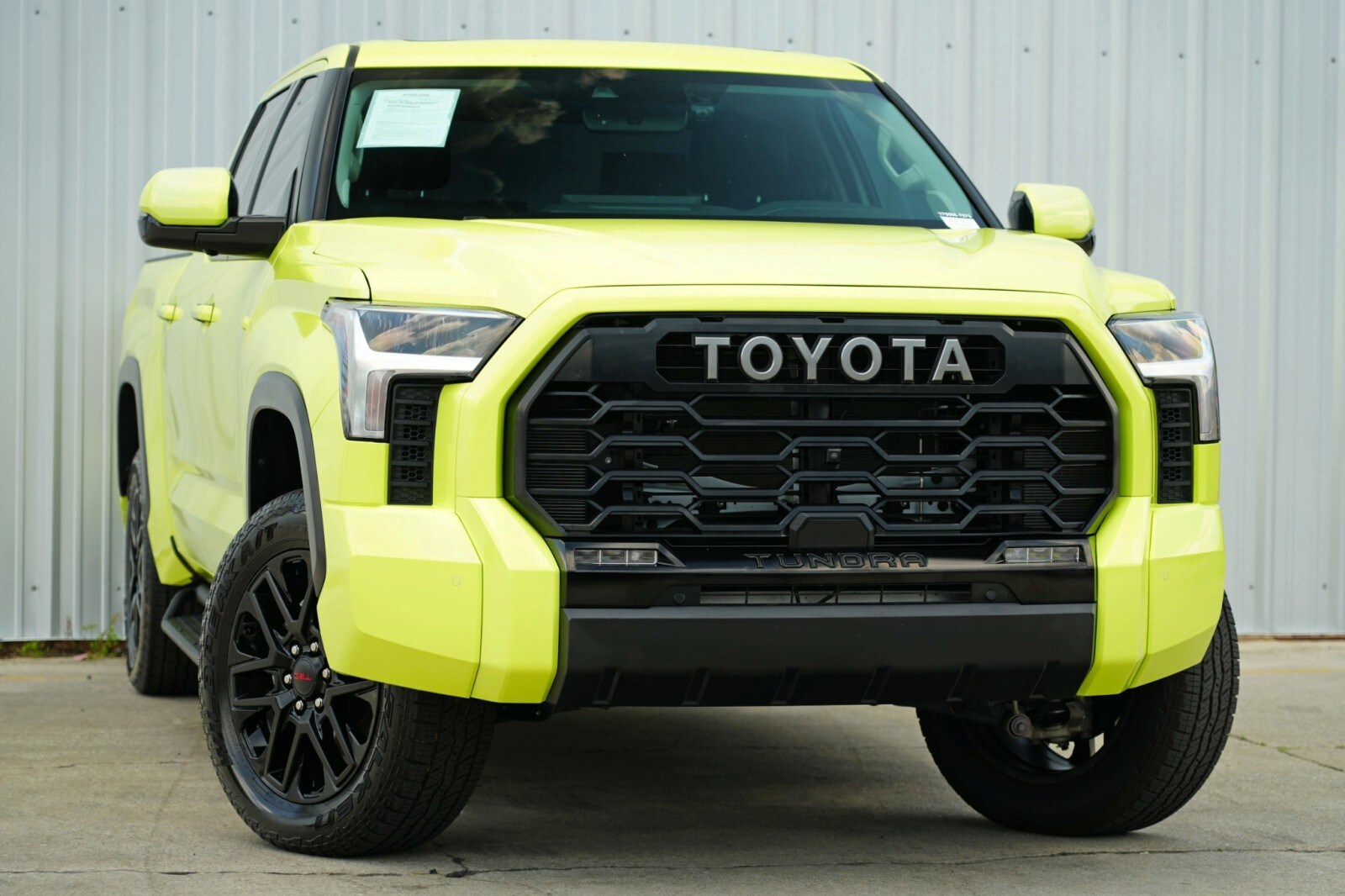 2024 Toyota Tundra Limited photo 4