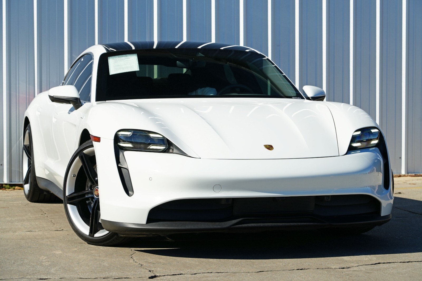 2020 Porsche Taycan 4S photo 4