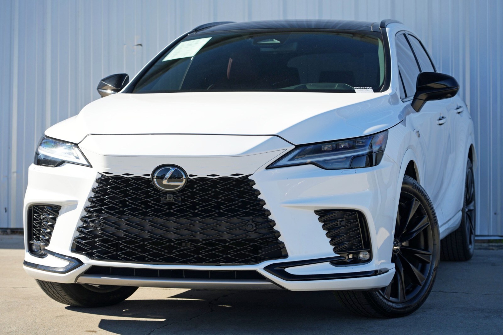 2023 Lexus RX 500h F SPORT Performance photo 3