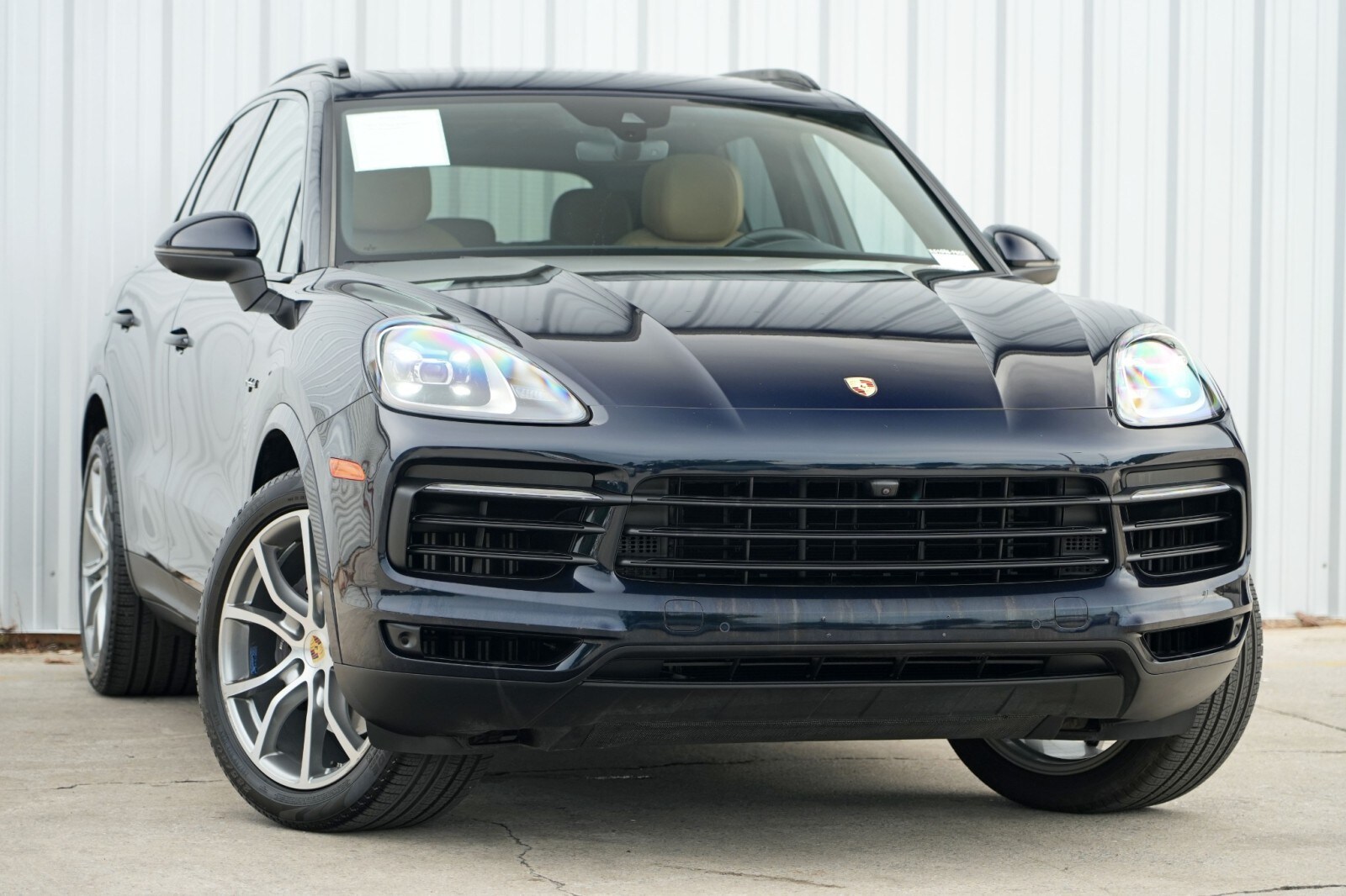 2019 Porsche Cayenne S E-Hybrid photo 4