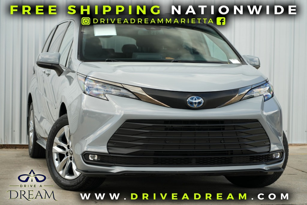 Used 2022 Toyota Sienna XLE Woodland Edition Van Passenger Van