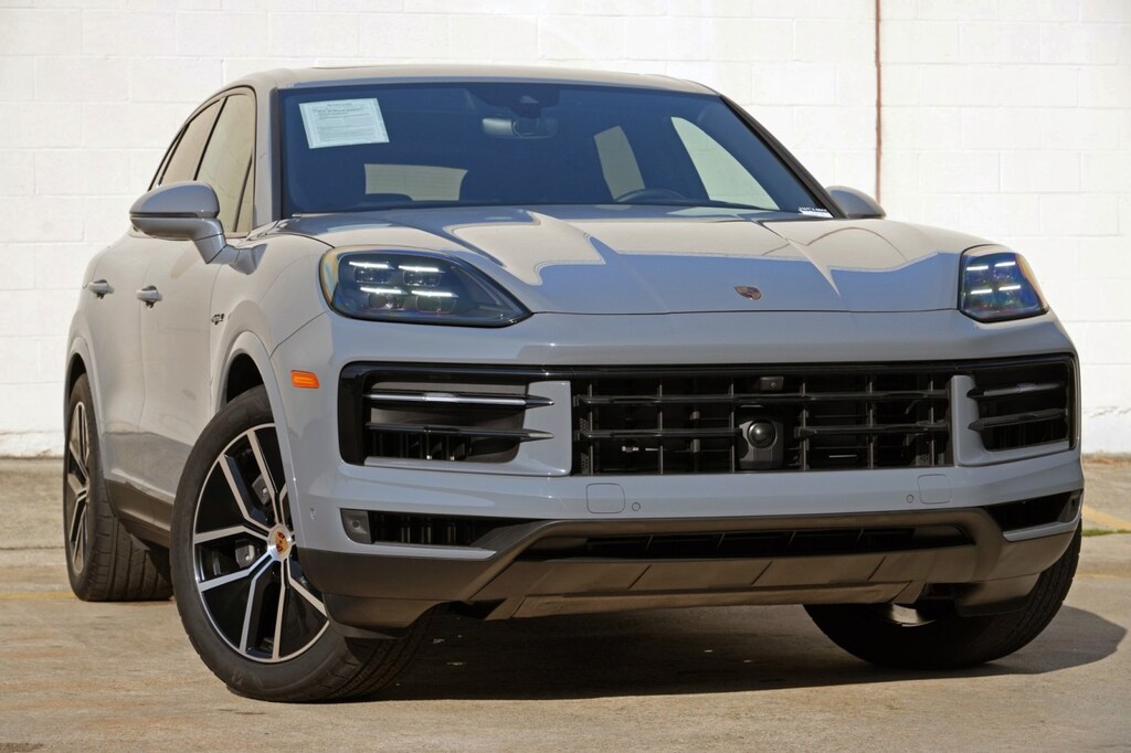 Used 2025 Porsche Cayenne E-Hybrid SUV