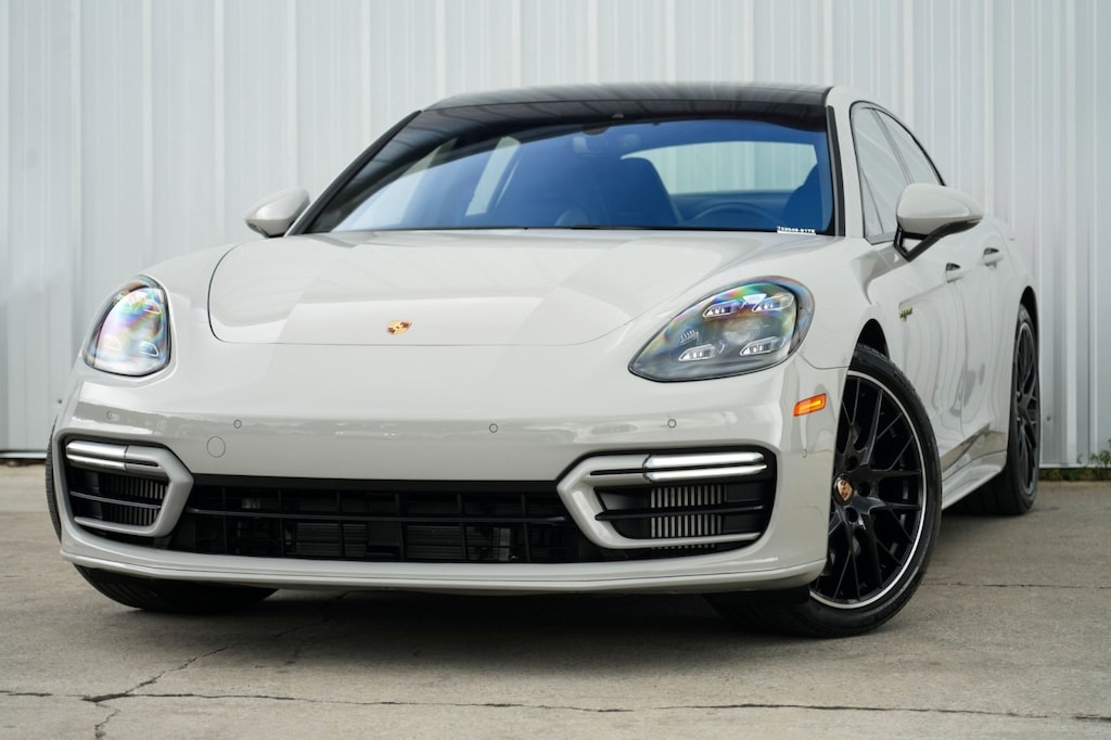 Used 2022 Porsche Panamera 4S E-Hybrid w/ Premium Package Hatchback