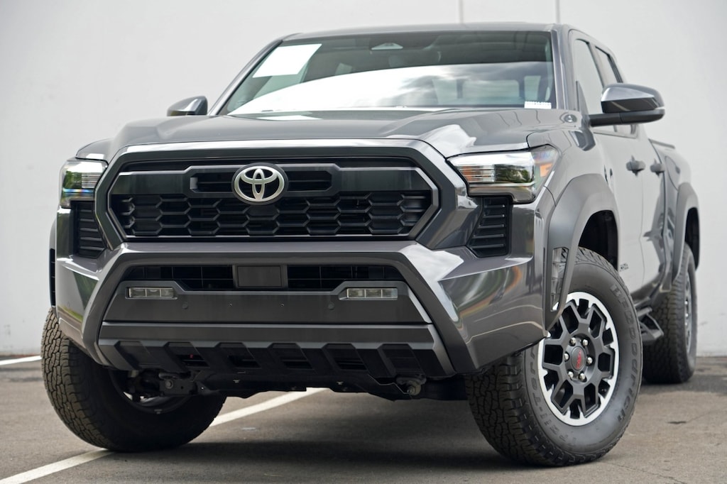 Used 2024 Toyota Tacoma 4WD TRD Off Road w/ Upgrade Package Truck Double Cab