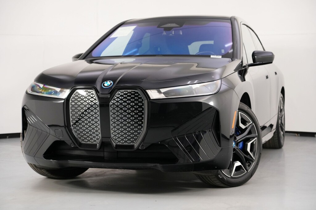 Used 2022 BMW iX xDrive50 w/ Sport & Dynamic Handling Packages SUV
