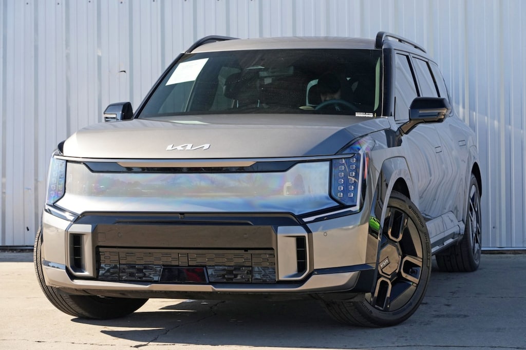 Used 2024 Kia EV9 GT-Line w/ Relaxation Package SUV