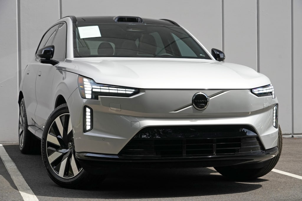 Used 2025 Volvo EX90 Ultra SUV