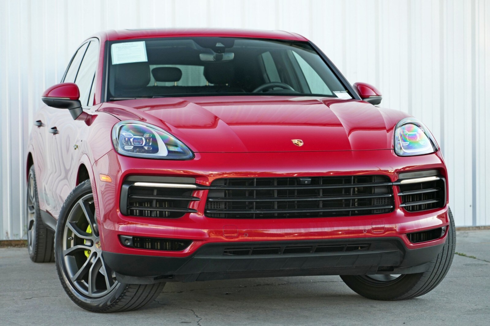 2022 Porsche Cayenne E-Hybrid photo 4