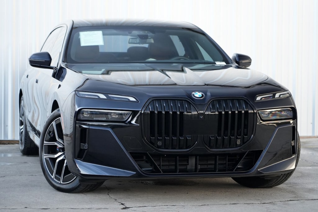 Used 2023 BMW 7 Series 760i xDrive w/ M Sport & Driving Assist Packages Sedan
