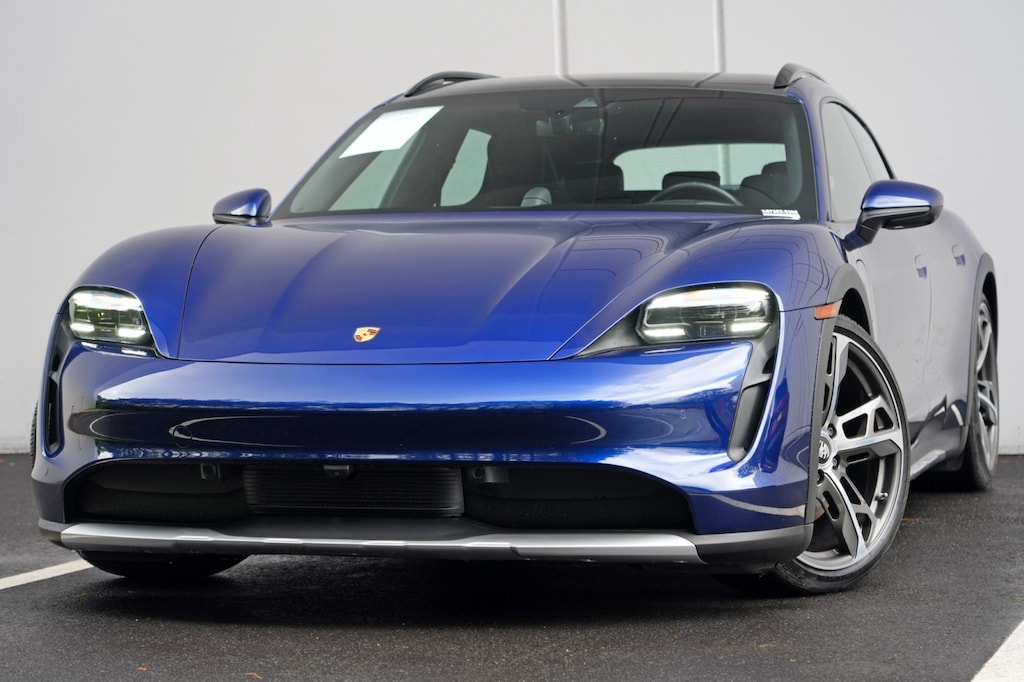 Used 2022 Porsche Taycan 4 w/ Premium Package Wagon