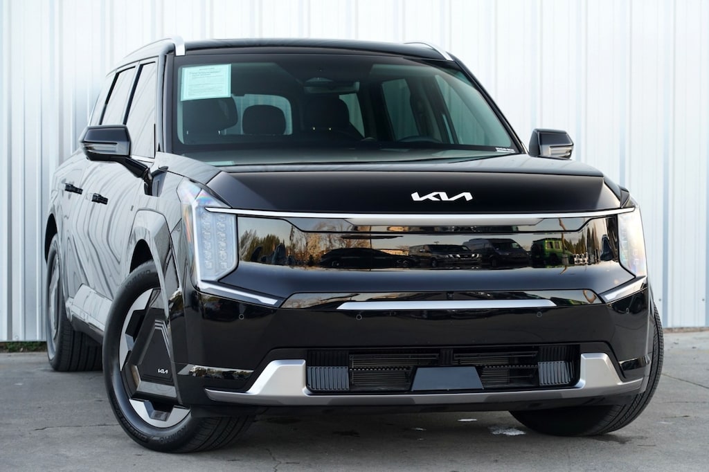 Used 2026 Kia EV9 Land SUV