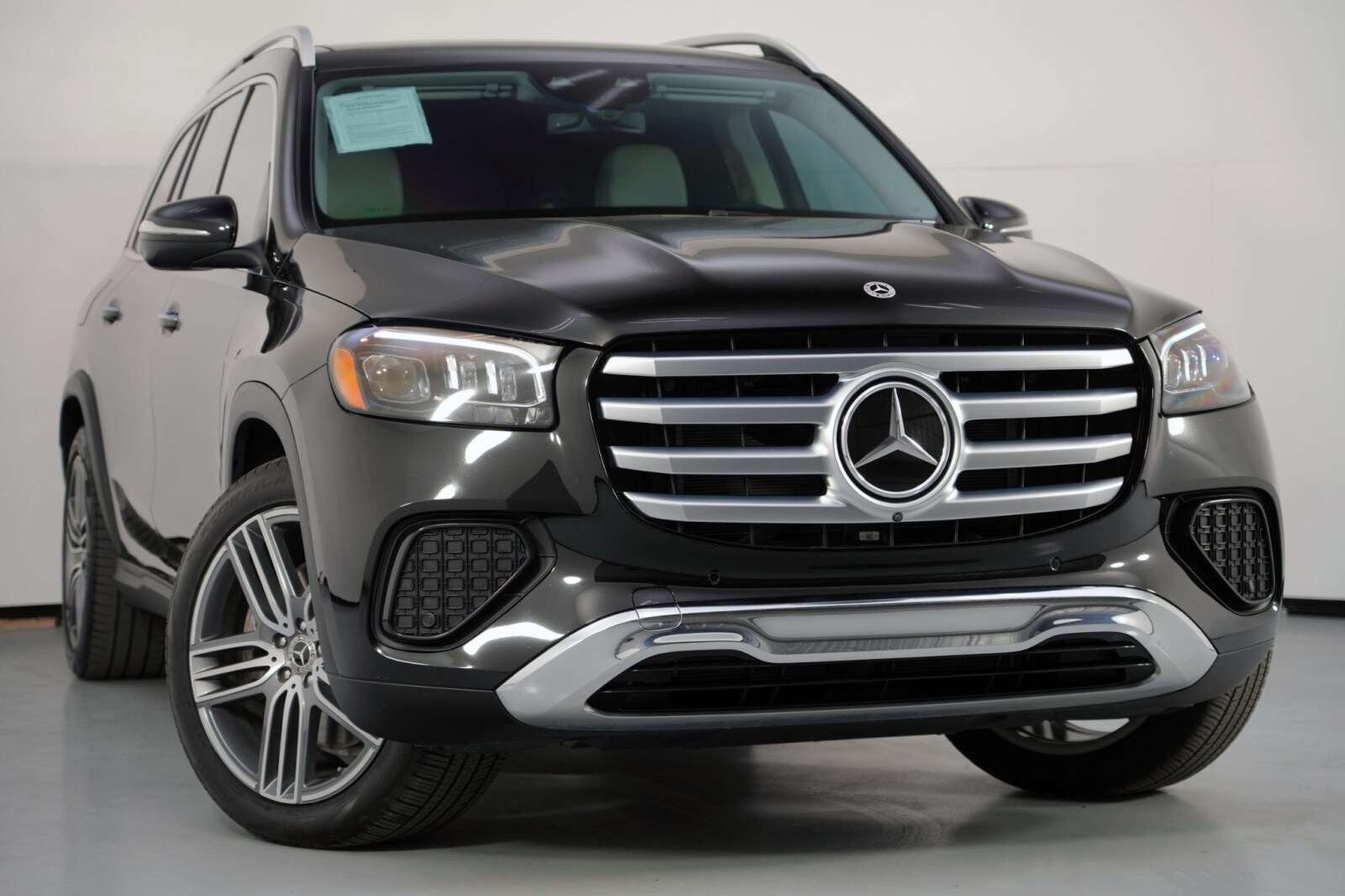 2024 Mercedes Benz GLS 4MATIC 450 photo 4