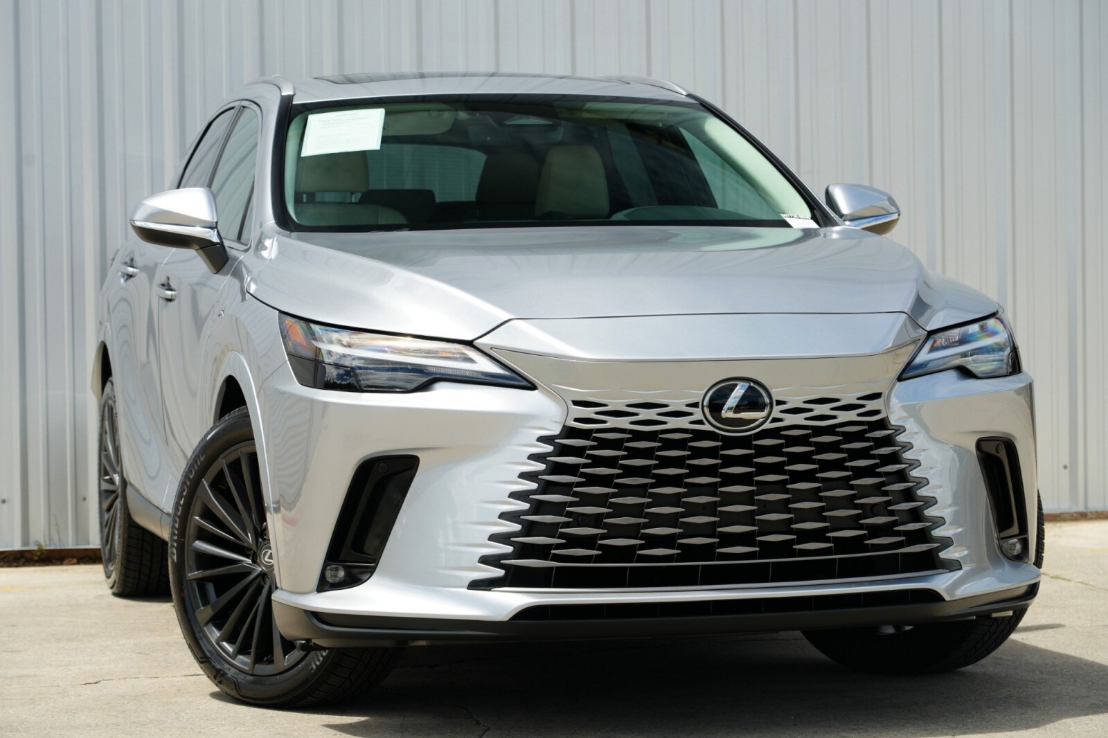 2024 Lexus RX 350 Premium photo 3