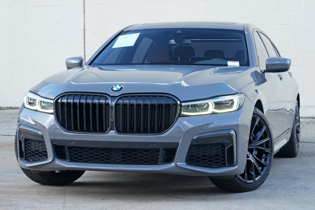 Used 2022 BMW 7 Series 740i w/ M Sport Package Sedan