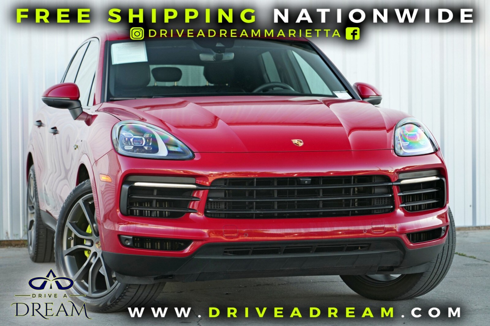 2022 Porsche Cayenne E-Hybrid photo 2