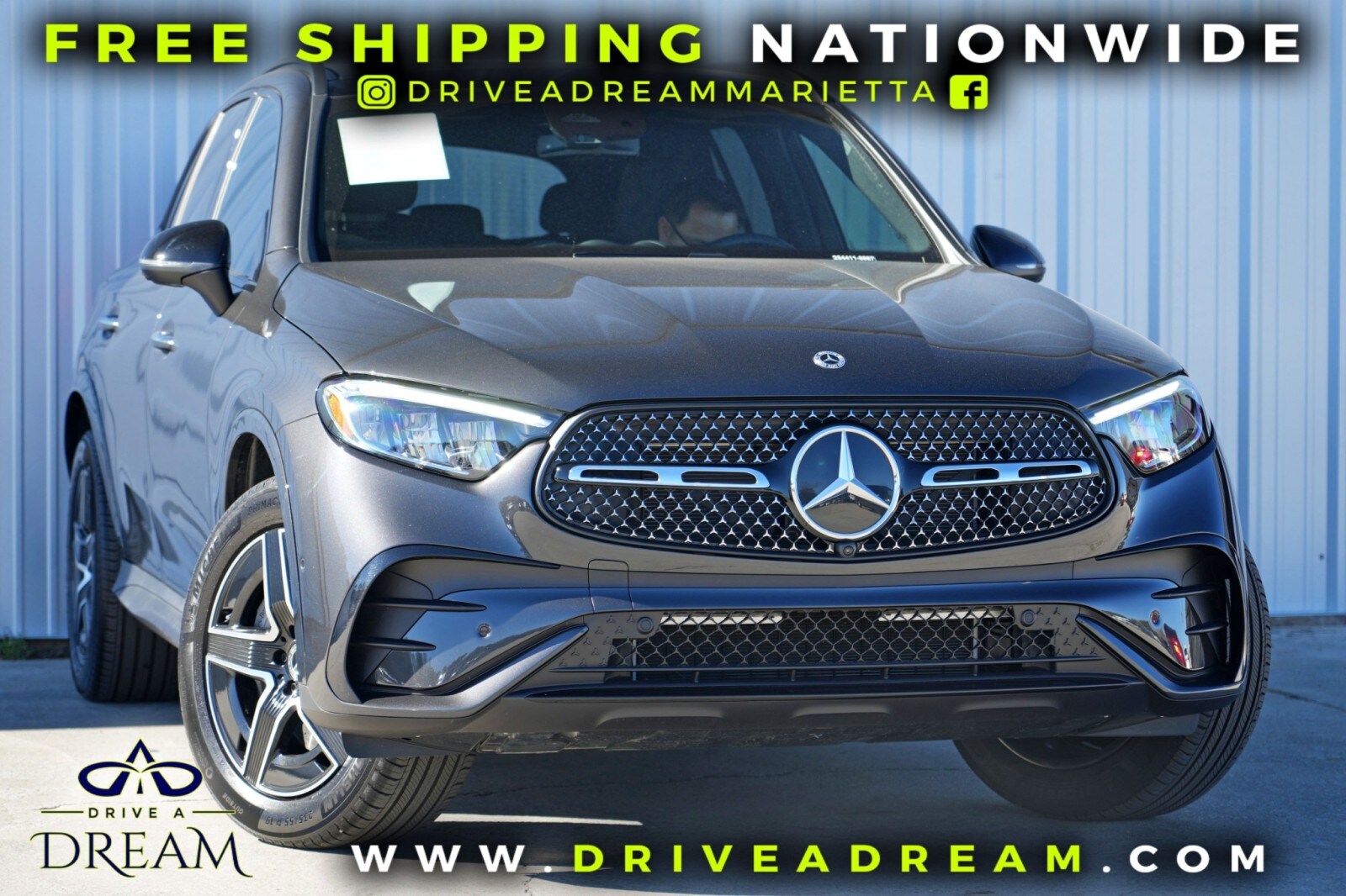 2025 Mercedes Benz GLC 300 AMG photo 2