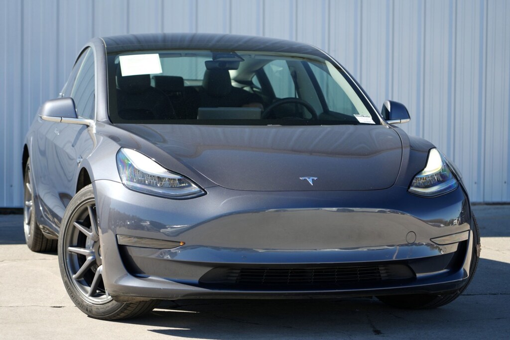 Used 2020 Tesla Model 3 Standard Range Plus Sedan