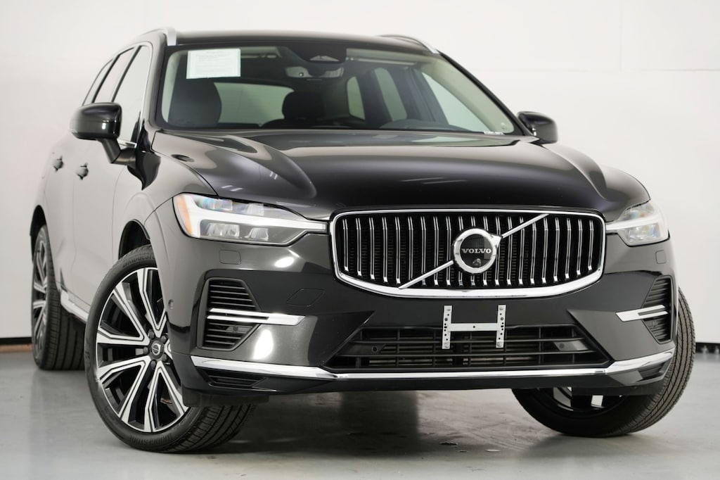 Used 2023 Volvo XC60 Recharge Plug-In Hybrid Ultimate Bright Theme SUV