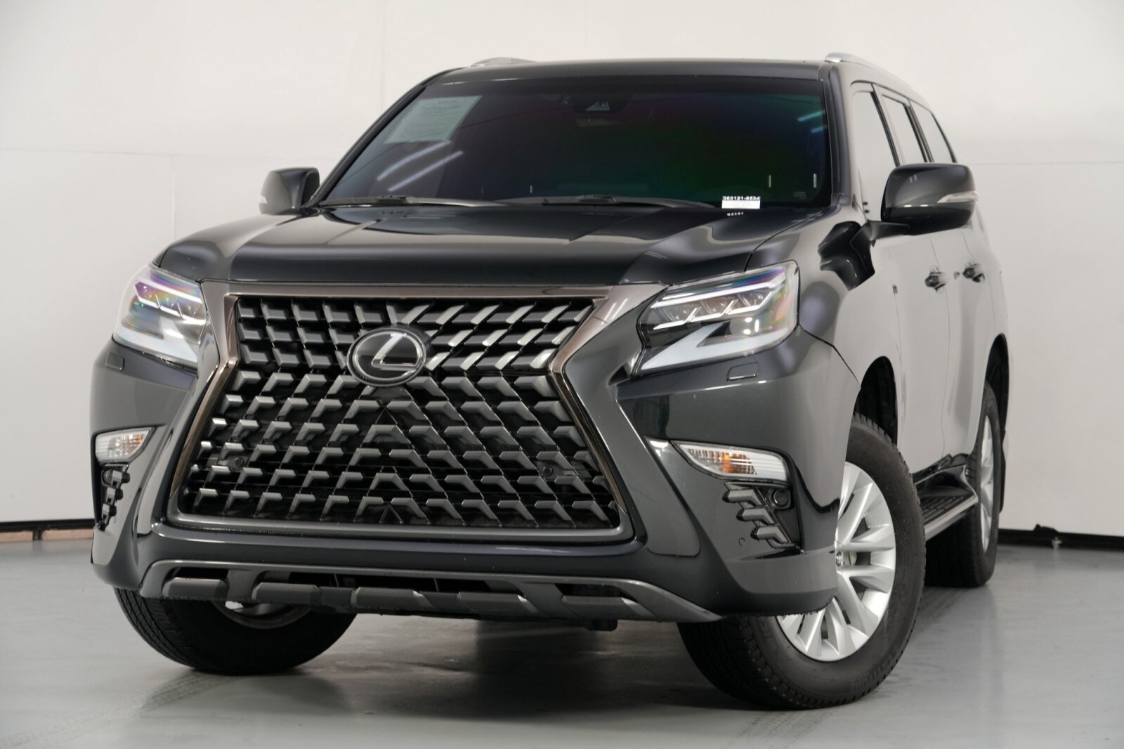 2023 Lexus GX 460 photo 2
