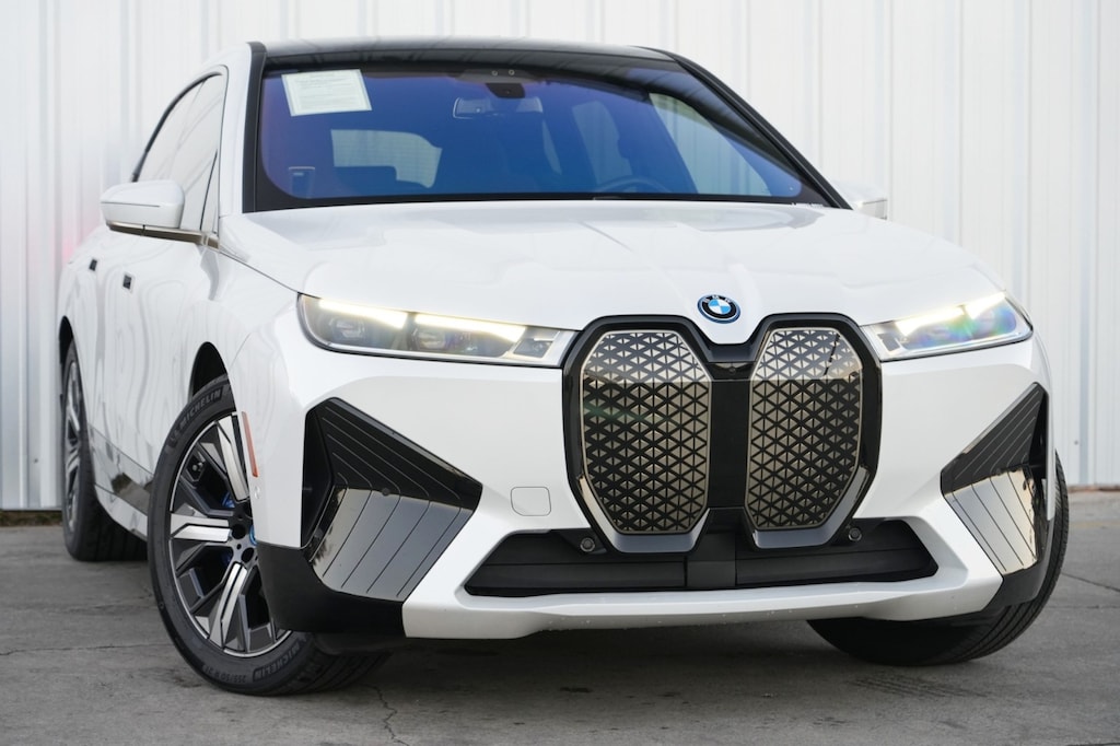 Used 2023 BMW iX M60 w/ Executive Package SUV