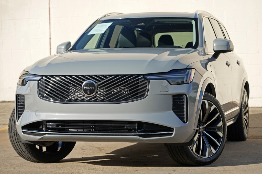 Used 2025 Volvo XC90 Plug-In Hybrid Ultra SUV