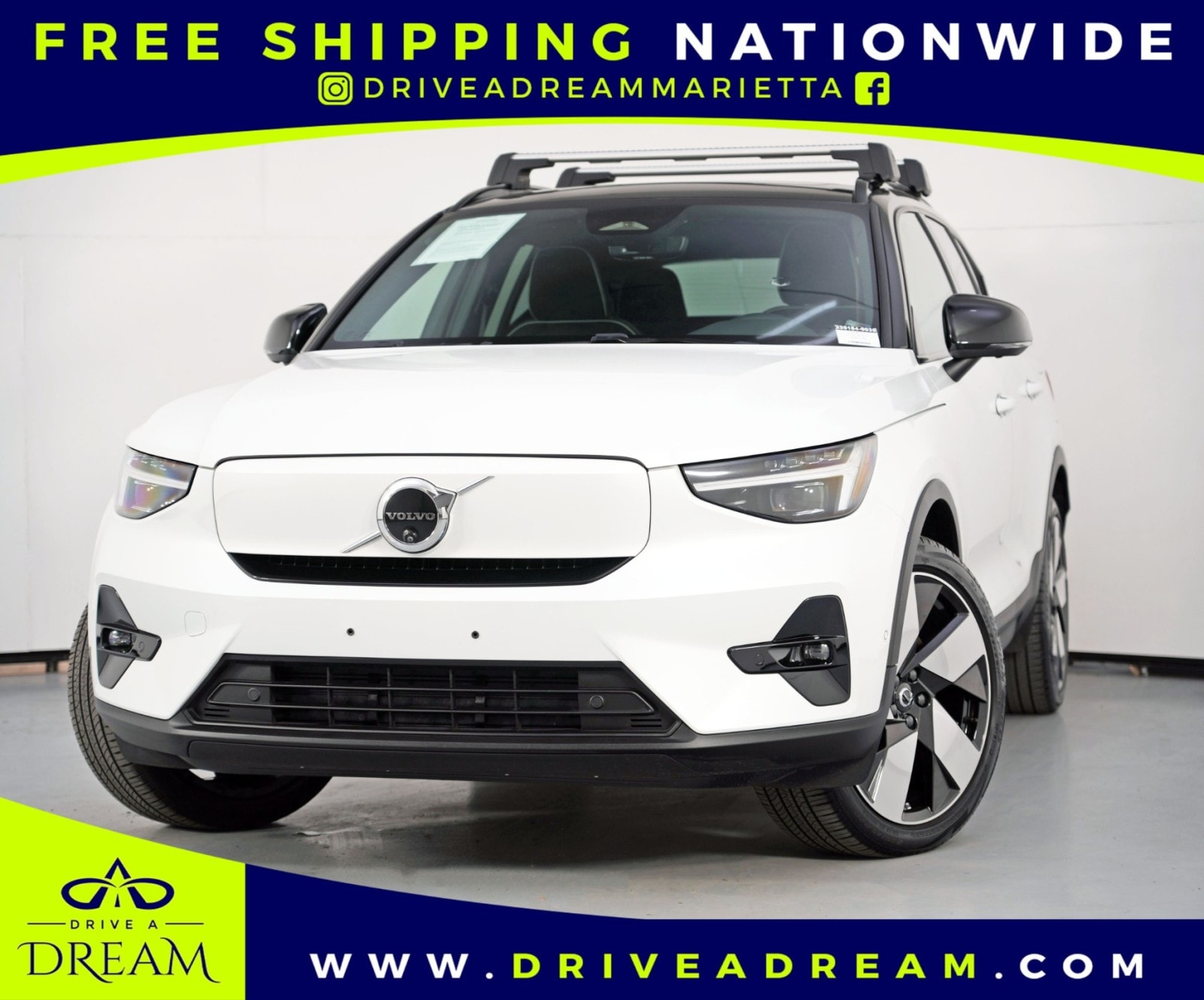 2024 Volvo XC40 Plus's photo