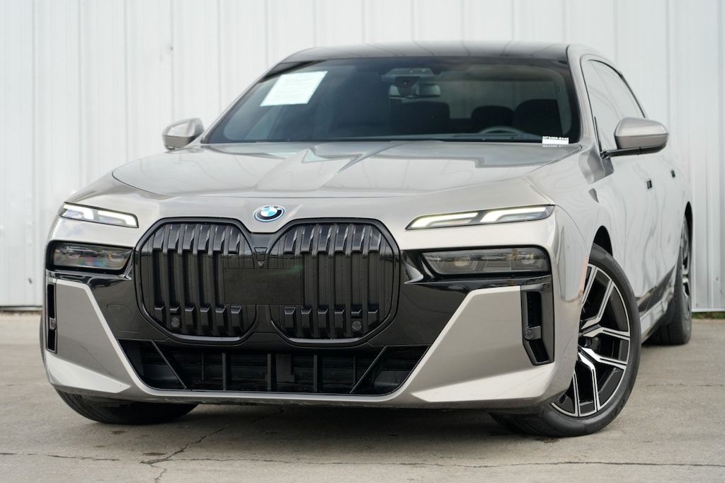 Used 2023 BMW i7 xDrive60 w/ M Sport, Driving & Parking Assist Pack Sedan