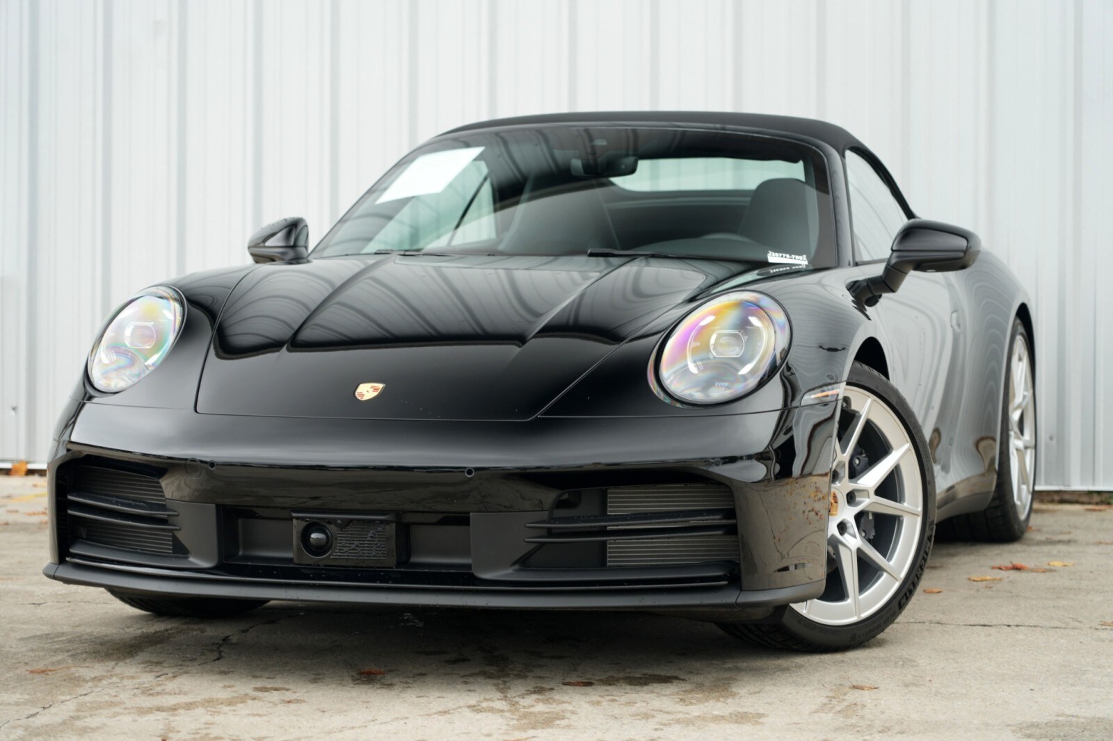 2025 Porsche 911 photo 3