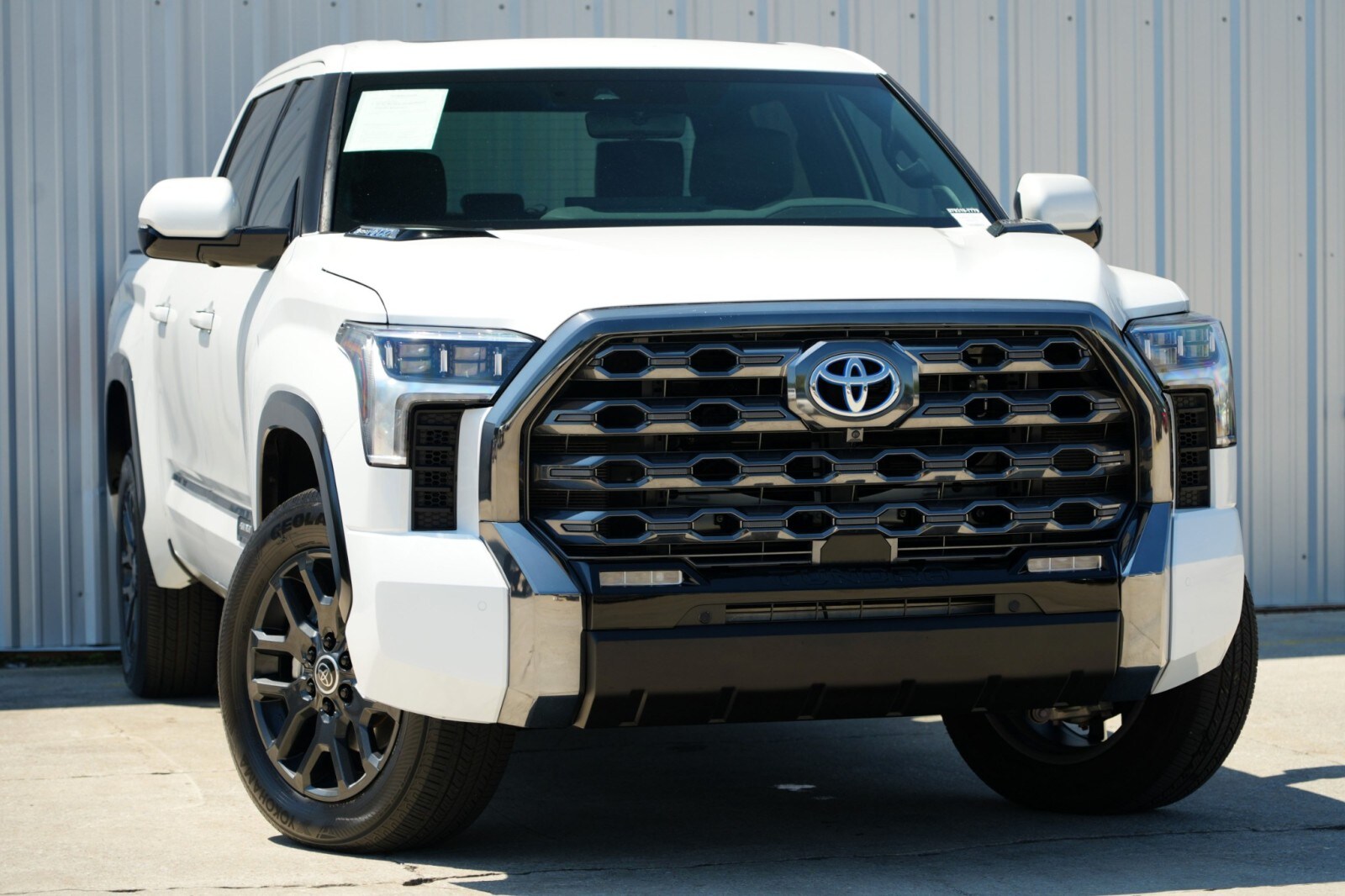 2024 Toyota Tundra Platinum photo 4