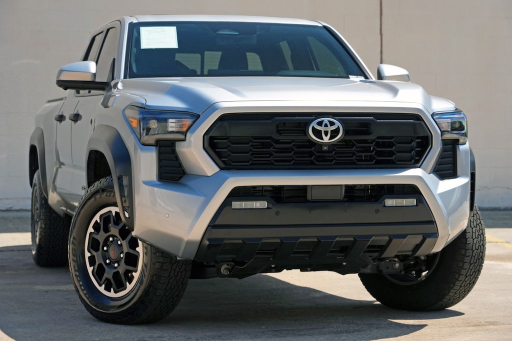 Used 2024 Toyota Tacoma 4WD TRD Off Road w/ Premium Package Truck Double Cab