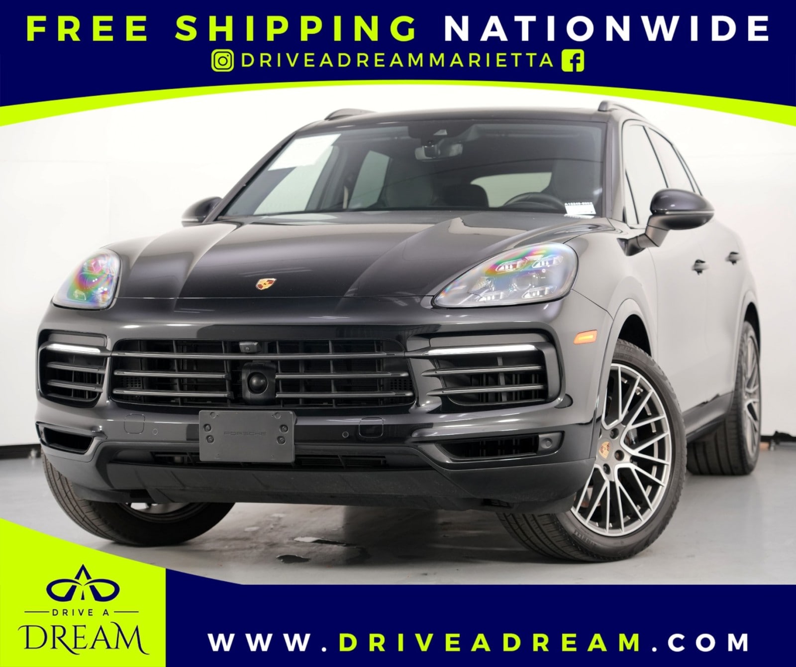 2023 Porsche Cayenne Platinum Edition's photo