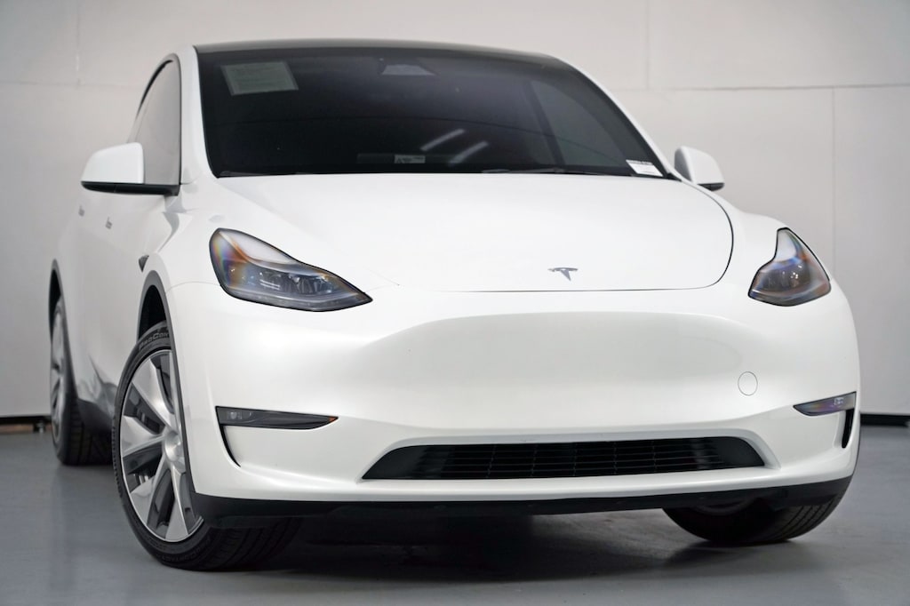 Used 2024 Tesla Model Y Long Range SUV